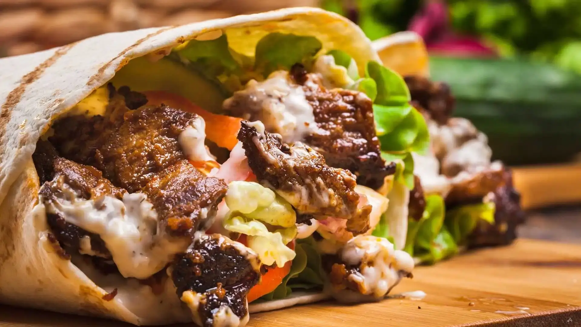 Quality donairs, fresh pizza, and hand-scooped ice cream at Savvy Pizza & Donair in Calgary